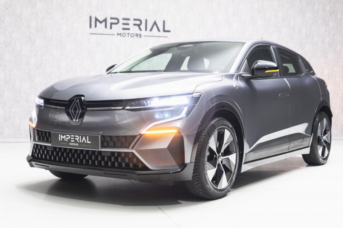 renault-megane-e-tech-2023-eletrico-0cc