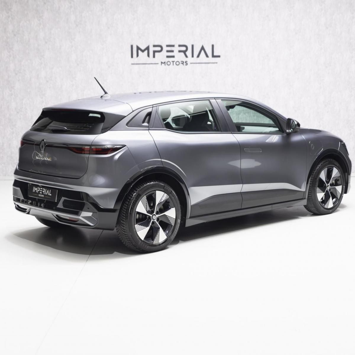 renault-megane-e-tech-2023-eletrico-0cc