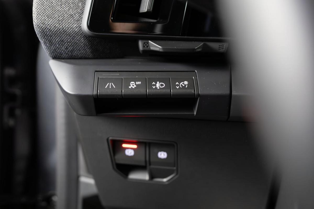 renault-megane-e-tech-2023-eletrico-0cc