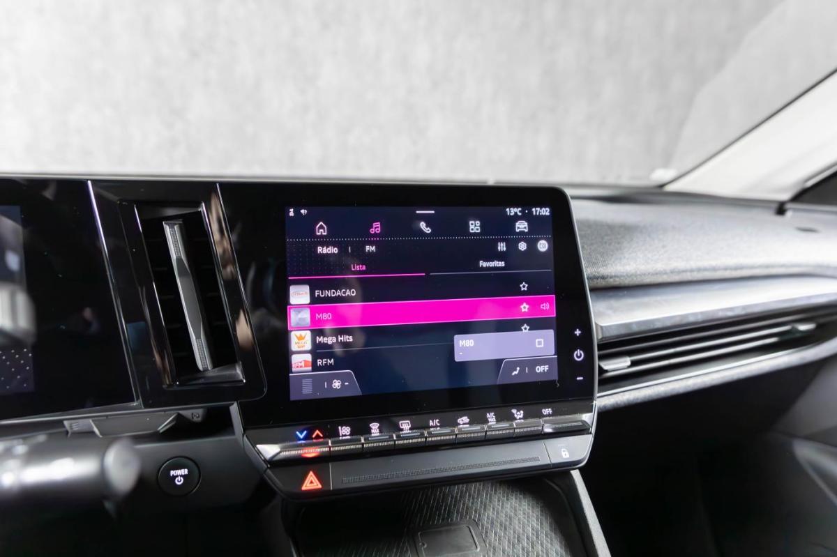 renault-megane-e-tech-2023-eletrico-0cc