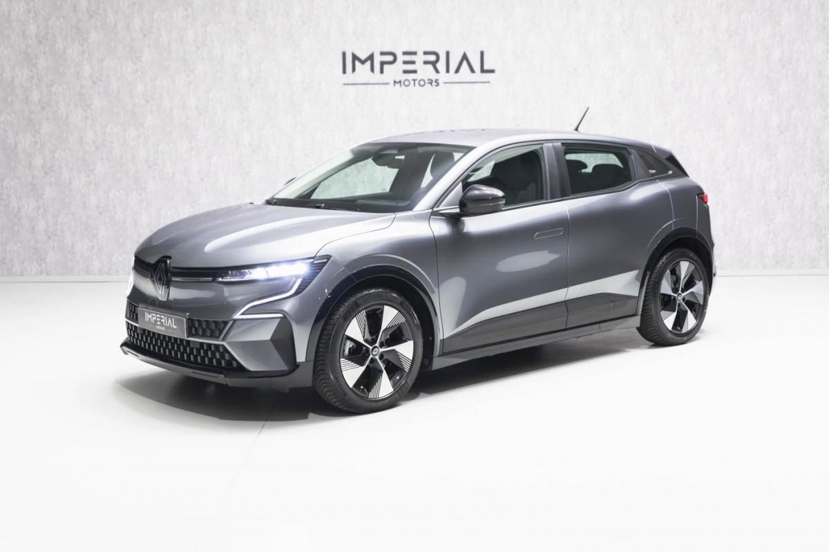renault-megane-e-tech-2023-eletrico-0cc