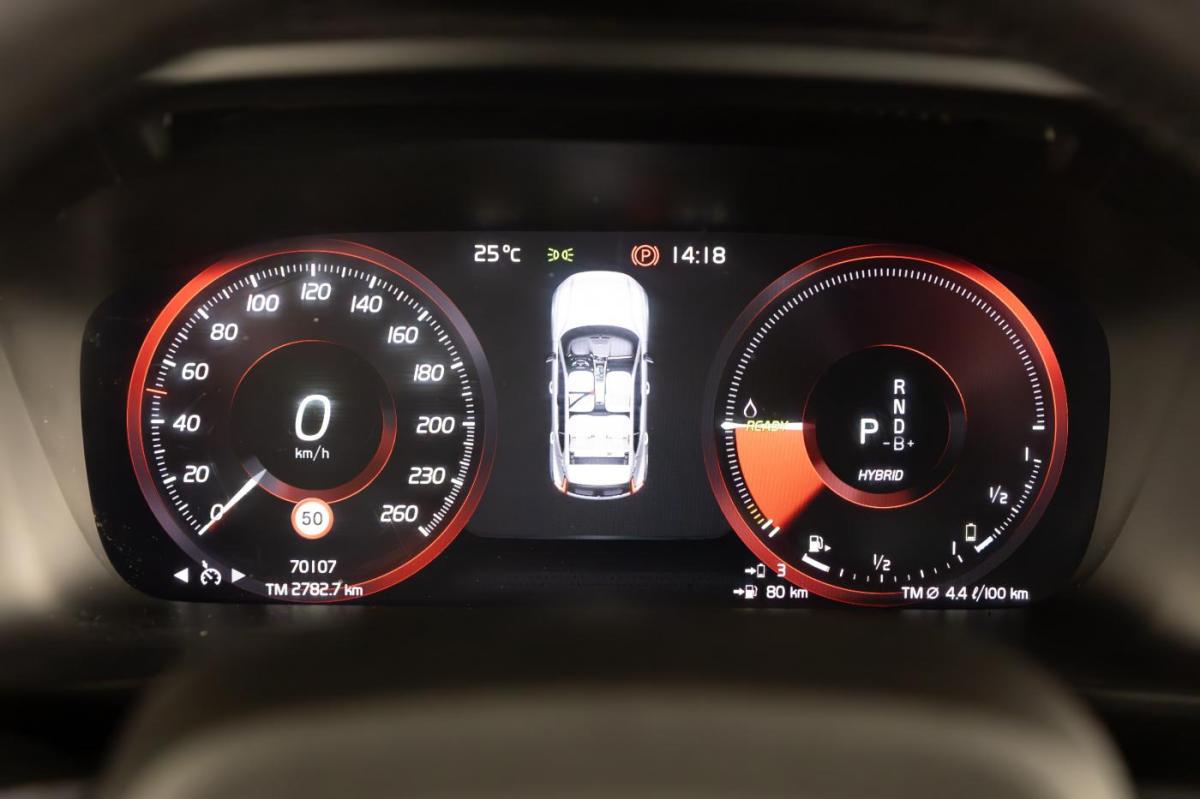 volvo-xc40-2021-hibrido-a-gasolina-1477cc