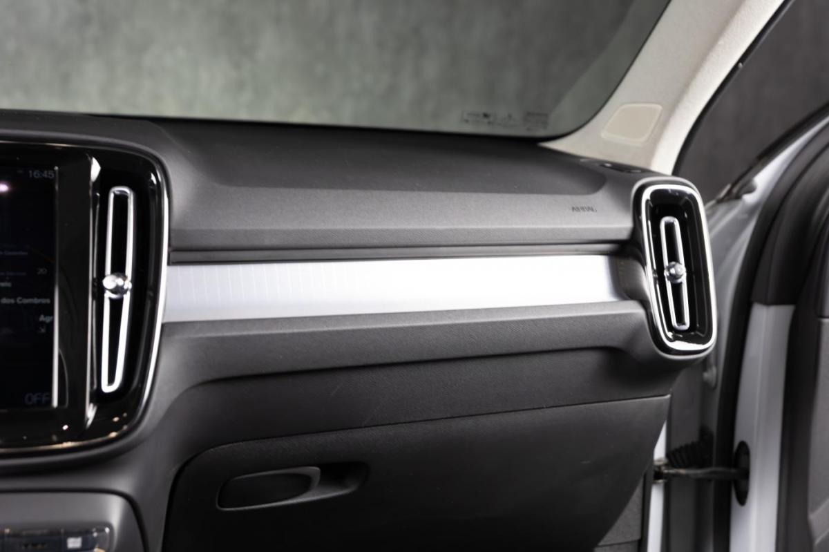 volvo-xc40-2021-hibrido-a-gasolina-1477cc