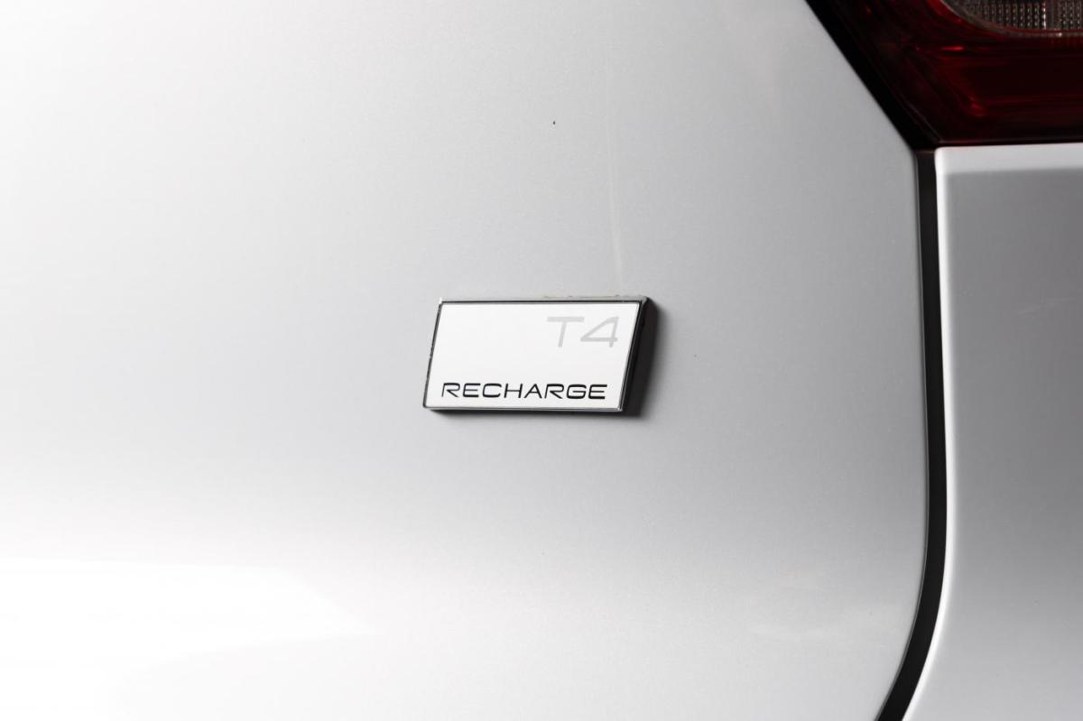 volvo-xc40-2021-hibrido-a-gasolina-1477cc
