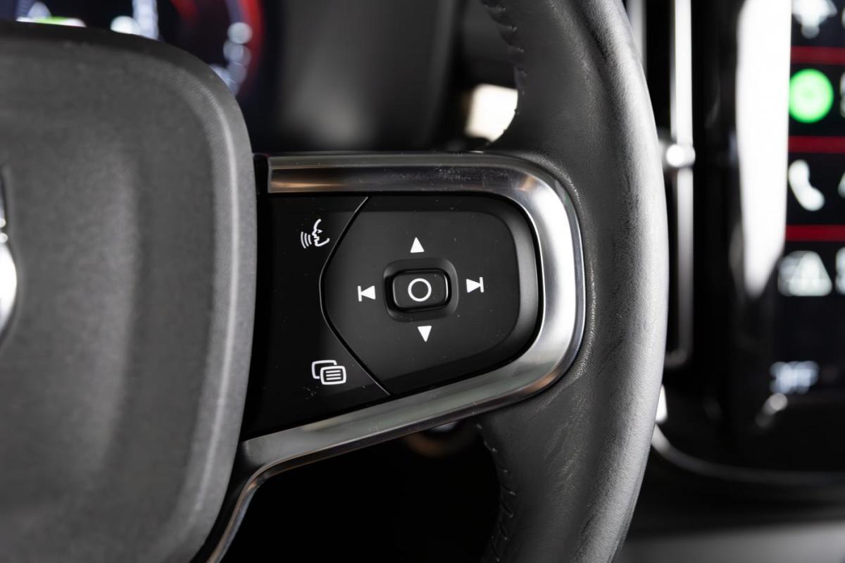 volvo-xc40-2021-hibrido-a-gasolina-1477cc