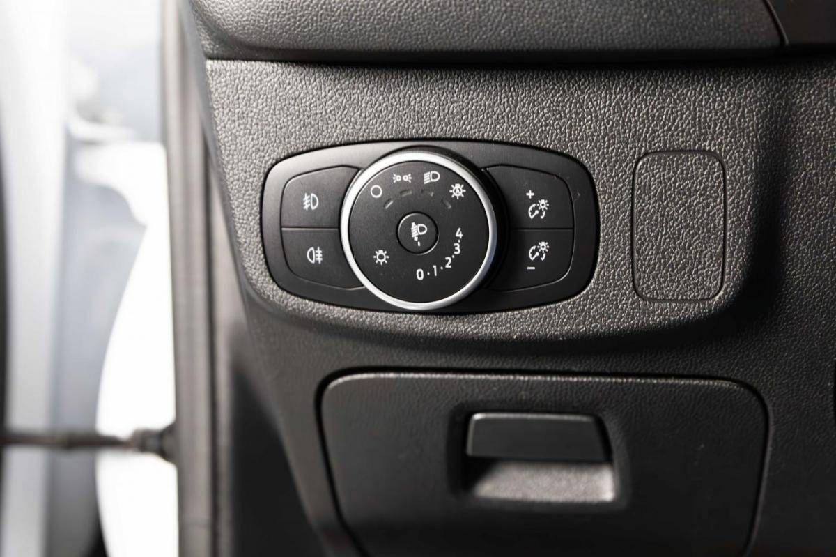 ford-focus-sw-2019-diesel-1499cc