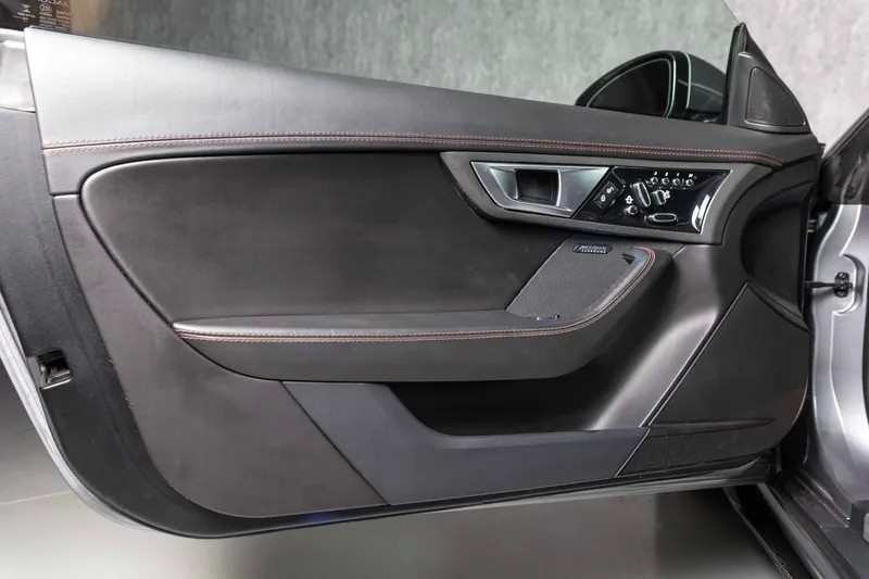 jaguar-f-type-2015-gasolina-5000cc