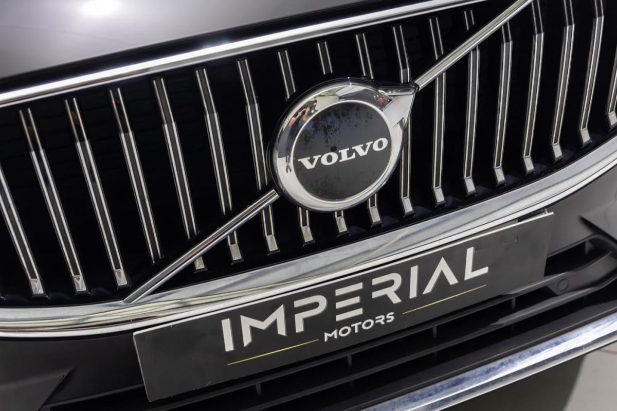 volvo-xc60-2023-hibrido-a-gasolina-1969cc