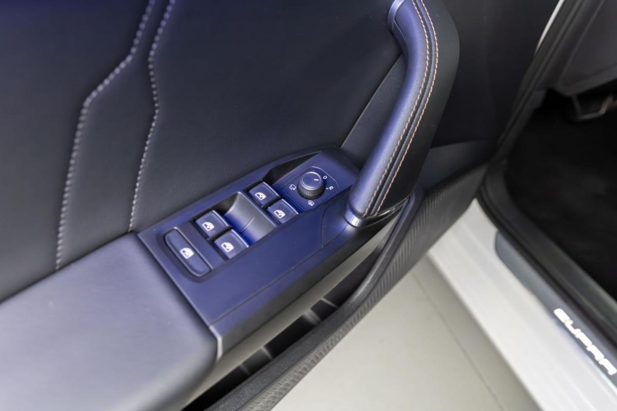 cupra-leon-2022-hibrido-a-gasolina-1395cc