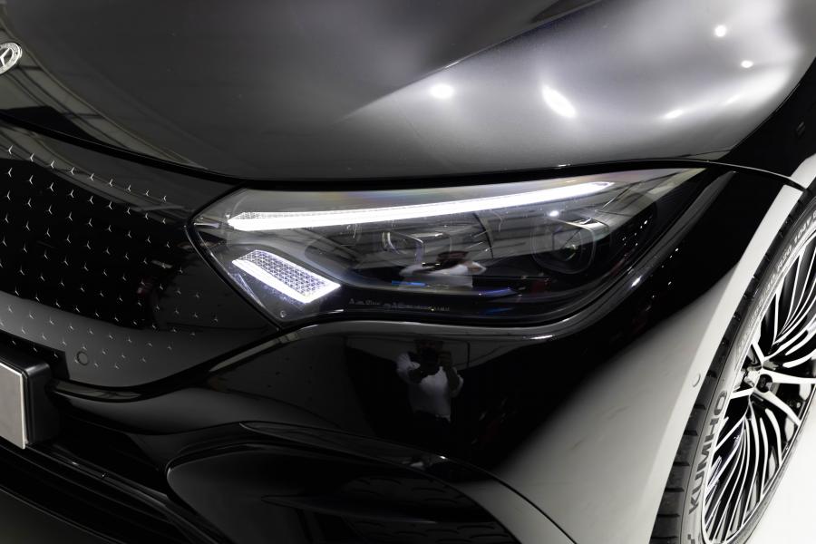 mercedes-benz-eqe-2022-eletrico-0cc