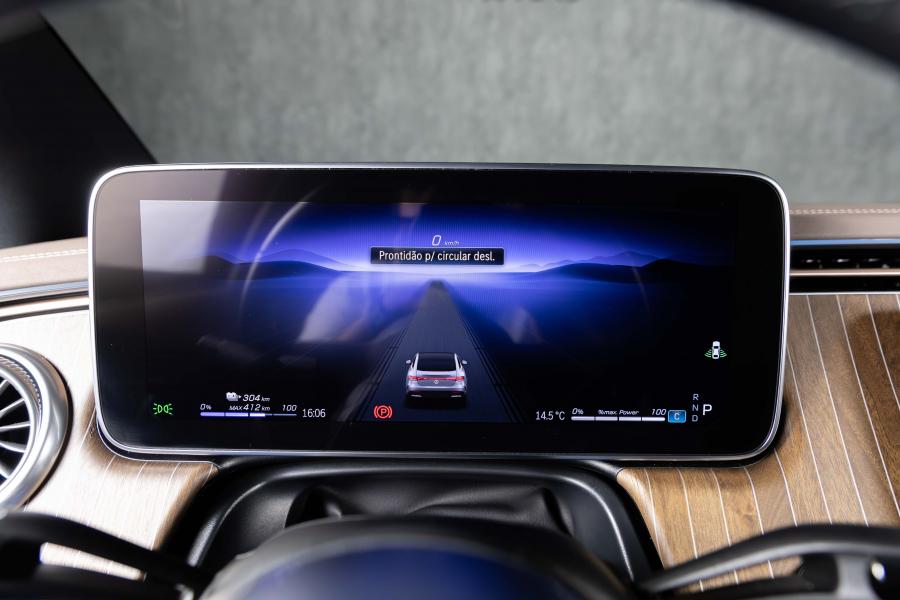 mercedes-benz-eqe-2022-eletrico-0cc