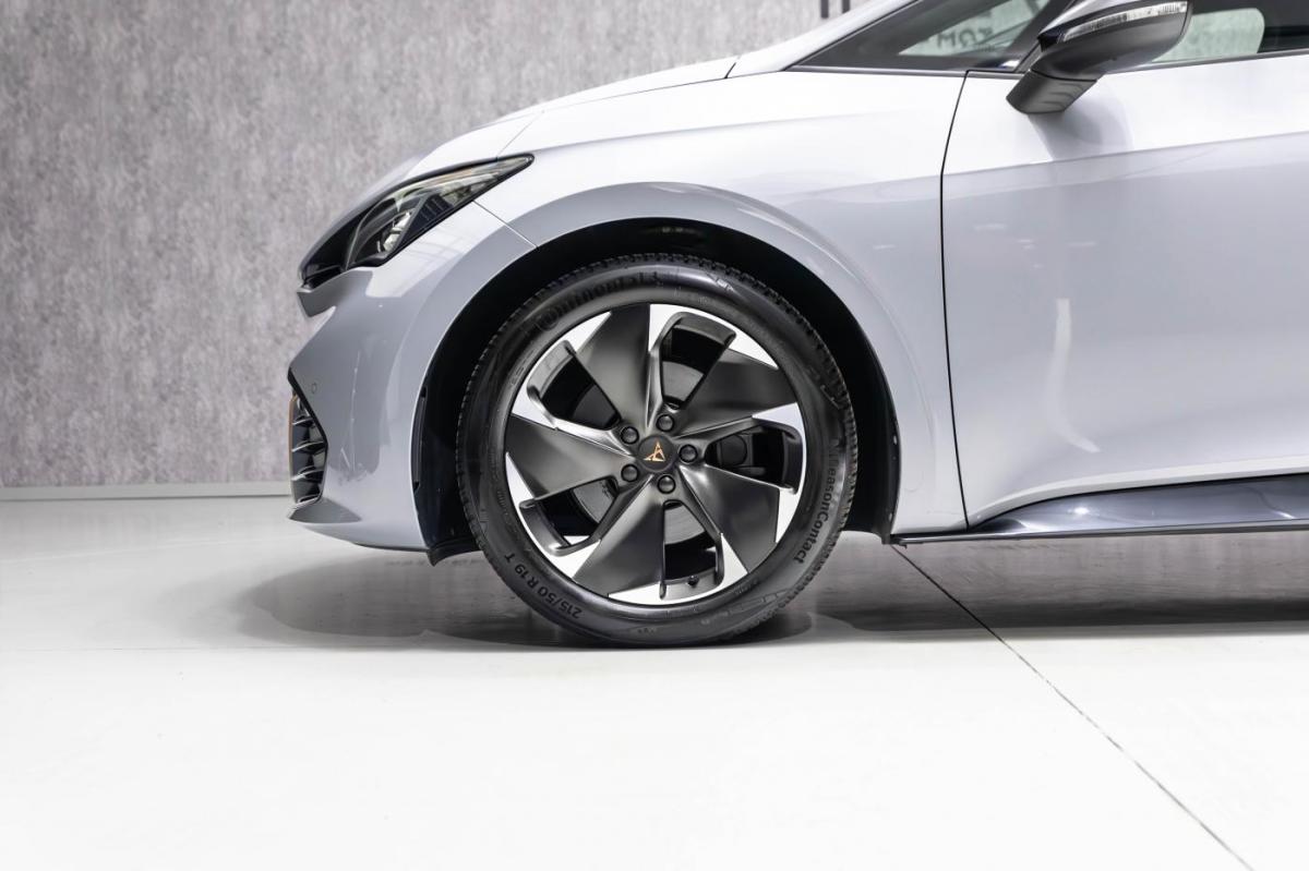 cupra-born-2023-eletrico-0cc