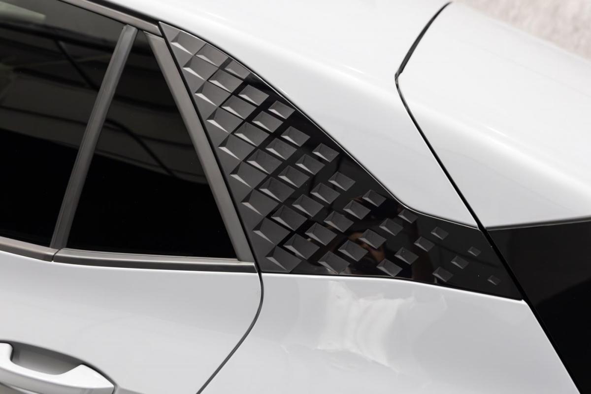 cupra-born-2023-eletrico-0cc