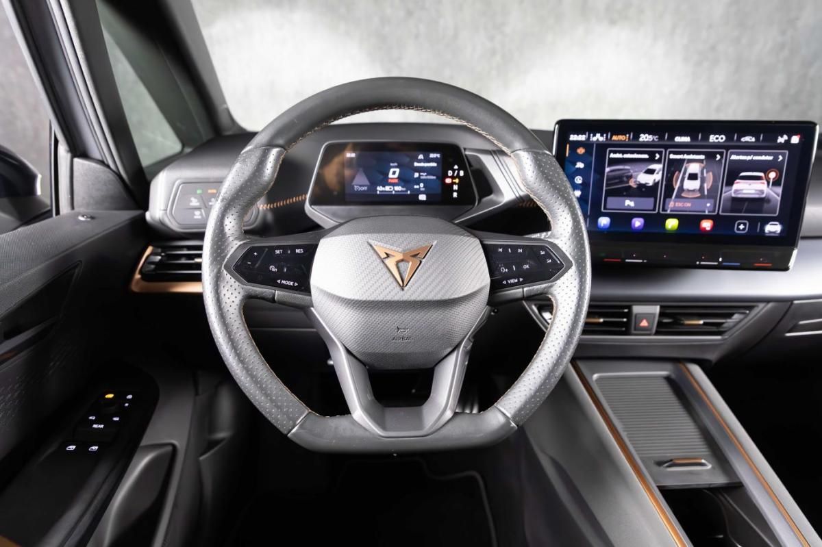 cupra-born-2023-eletrico-0cc