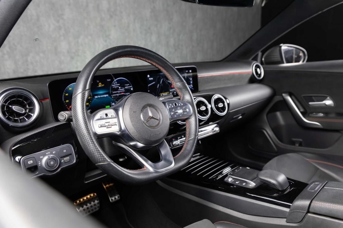 mercedes-benz-classe-a-2022-hibrido-a-gasolina-1332cc