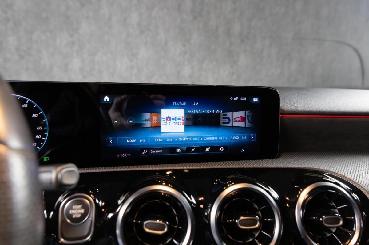 mercedes-benz-classe-a-2022-hibrido-a-gasolina-1332cc