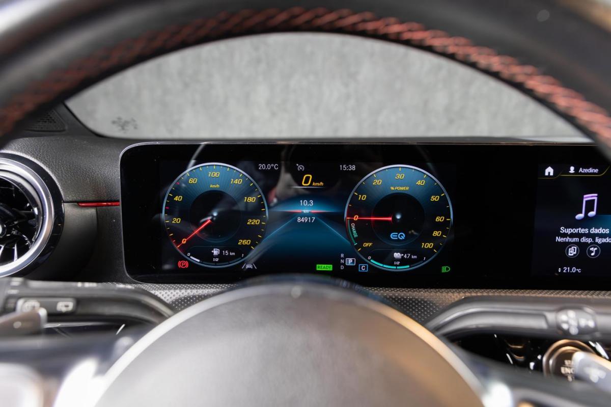 mercedes-benz-classe-a-2022-hibrido-a-gasolina-1332cc