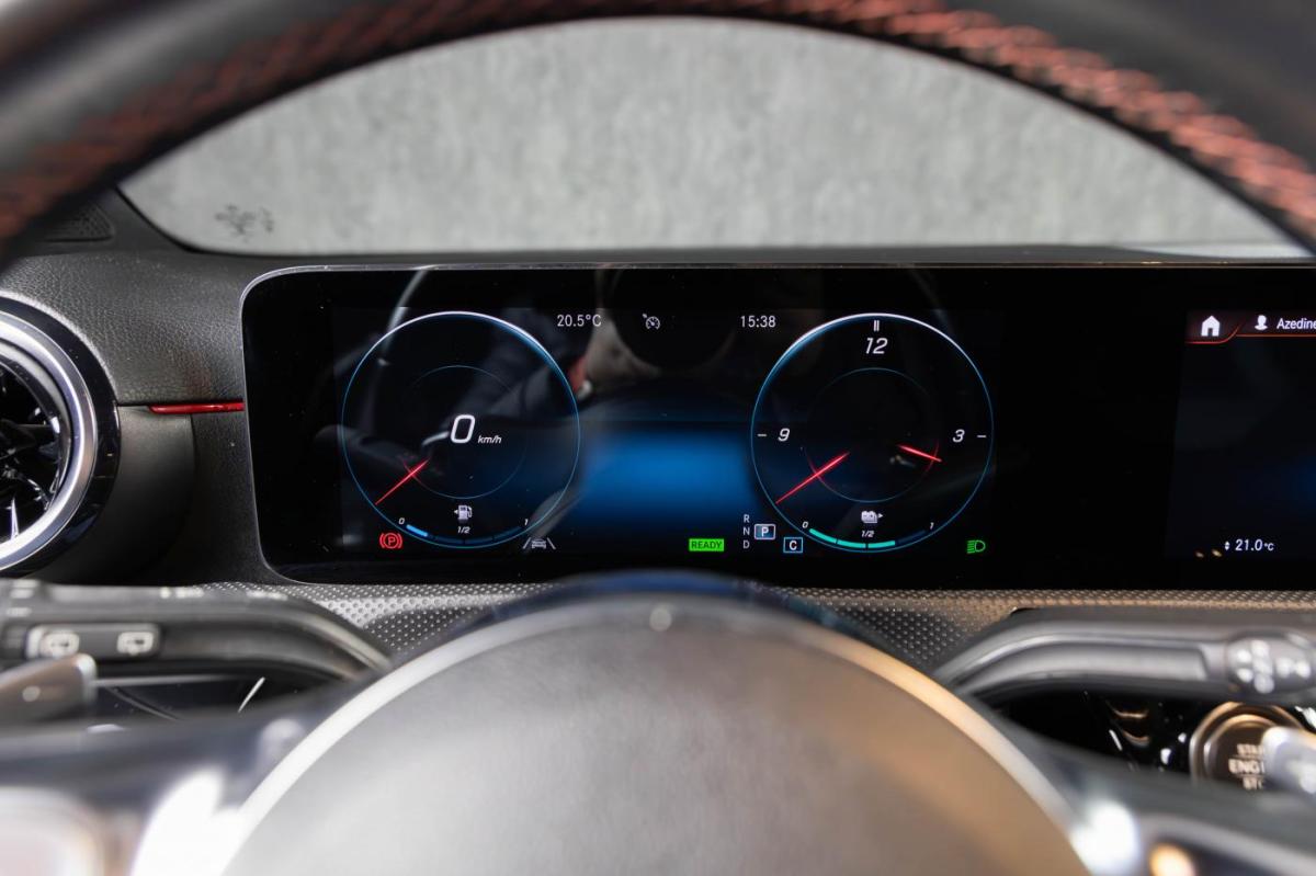 mercedes-benz-classe-a-2022-hibrido-a-gasolina-1332cc