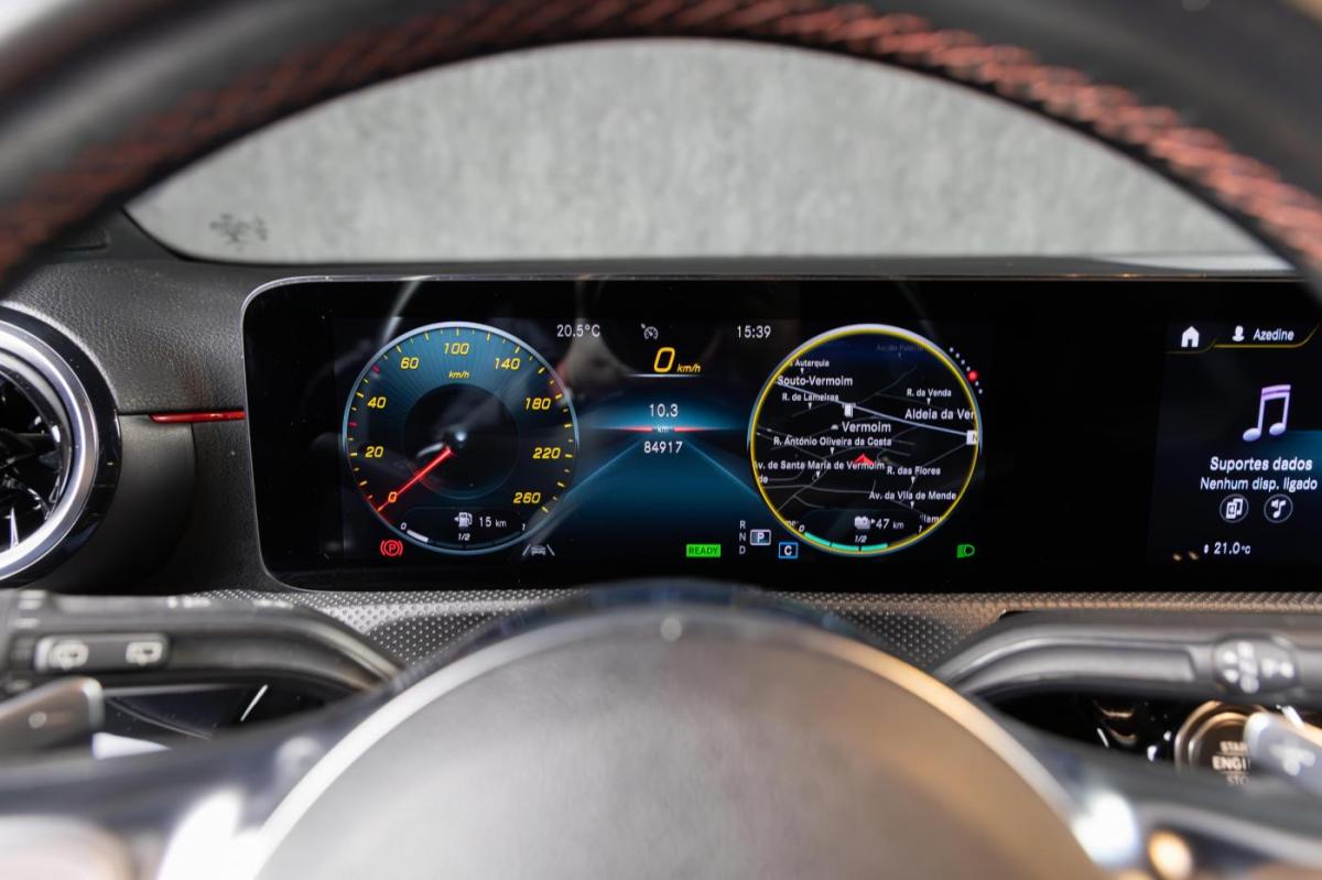 mercedes-benz-classe-a-2022-hibrido-a-gasolina-1332cc