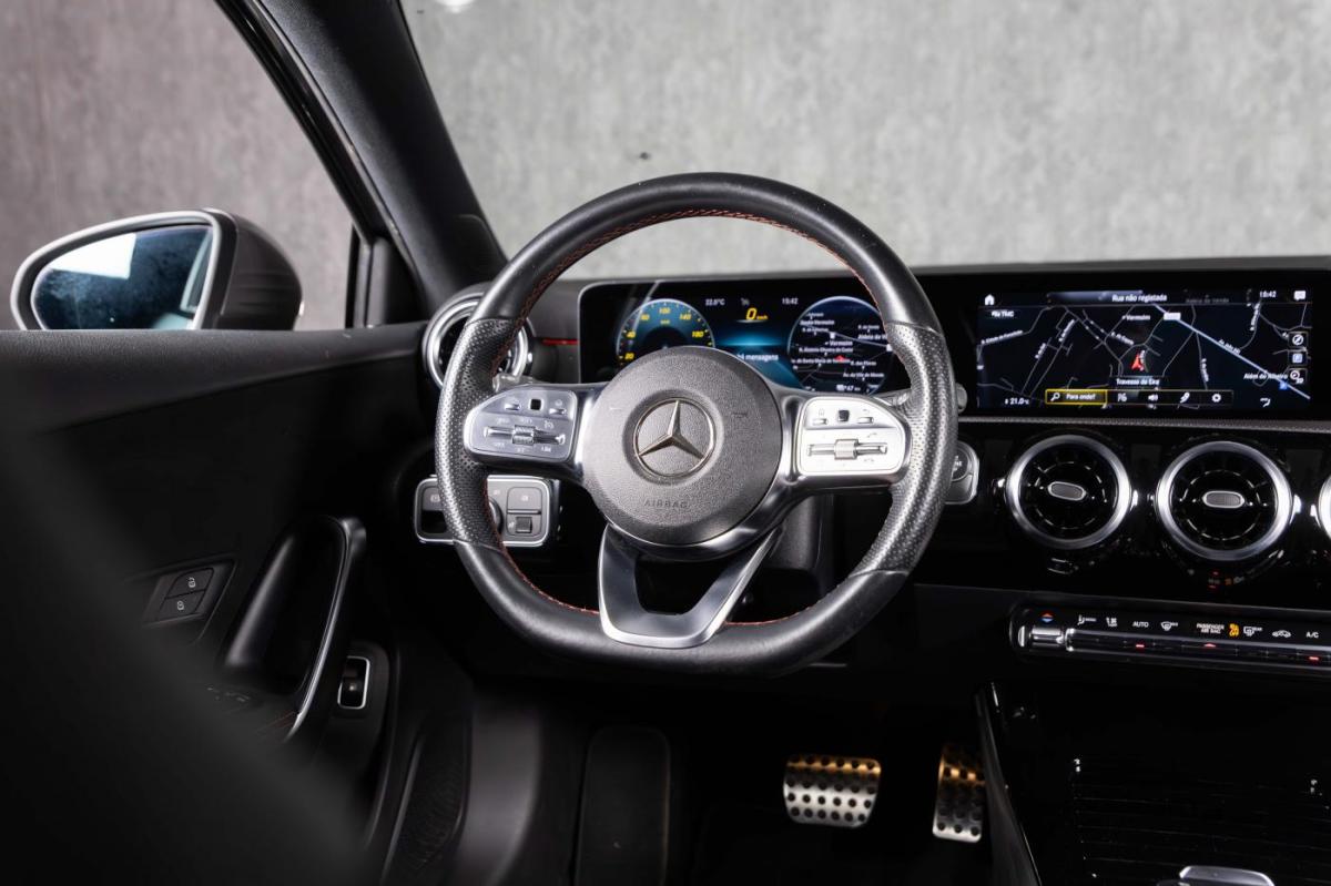 mercedes-benz-classe-a-2022-hibrido-a-gasolina-1332cc