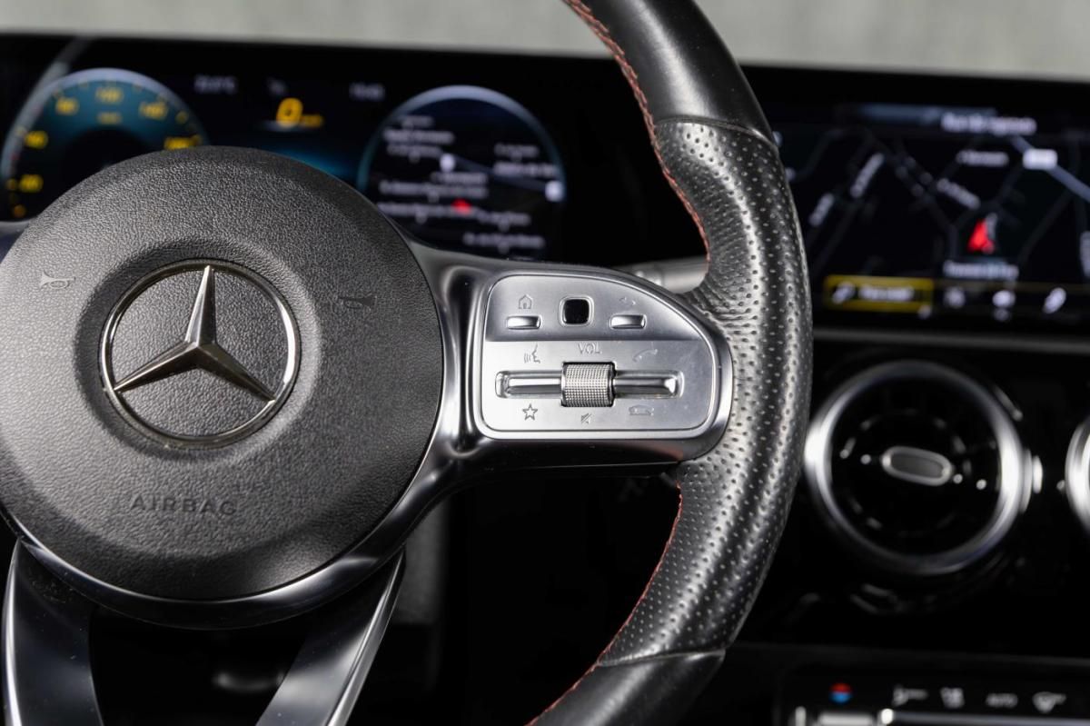 mercedes-benz-classe-a-2022-hibrido-a-gasolina-1332cc