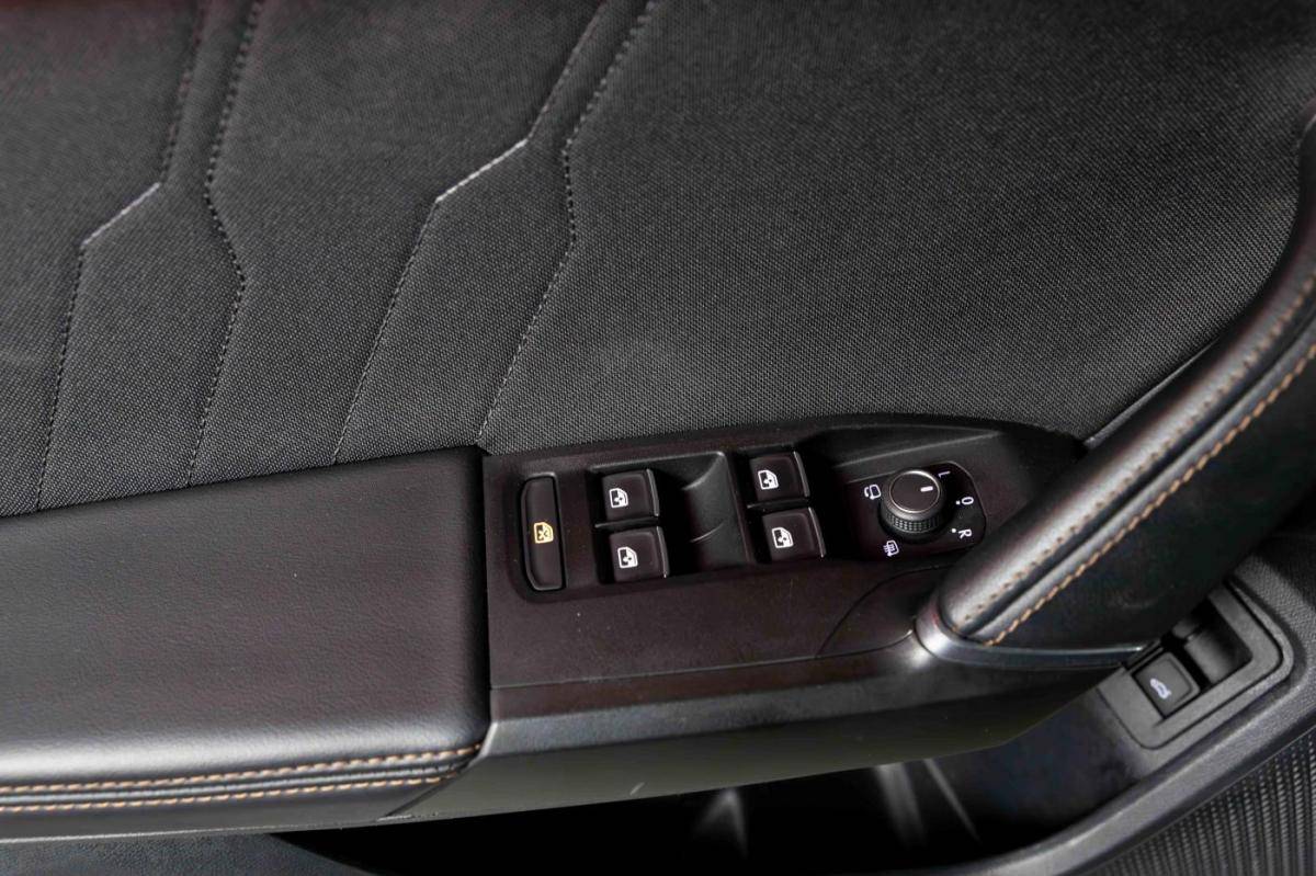 cupra-formentor-2021-hibrido-a-gasolina-1395cc