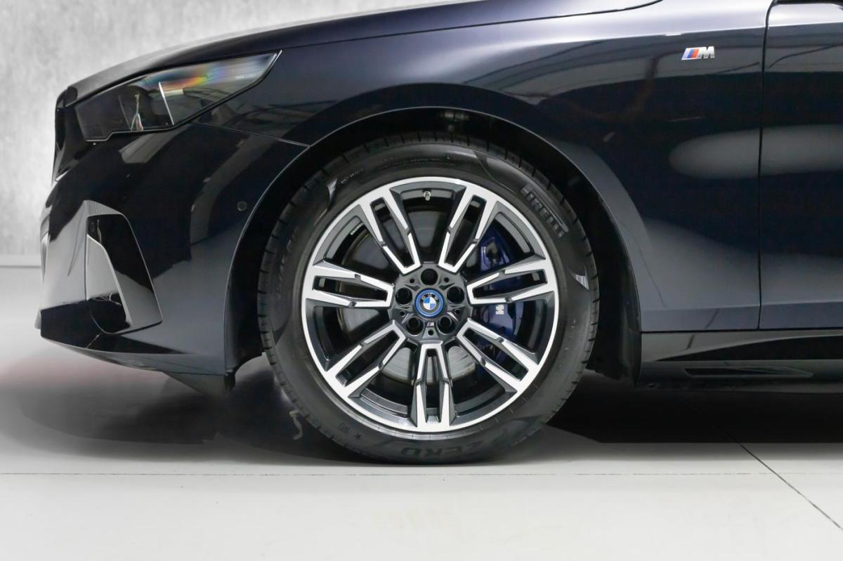 bmw-i3-2024-eletrico-0cc