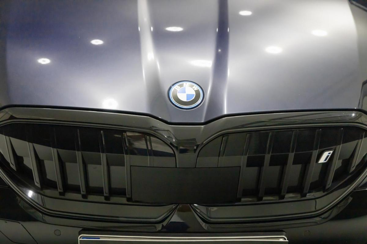 bmw-i3-2024-eletrico-0cc