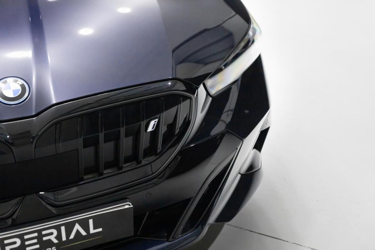 bmw-i3-2024-eletrico-0cc