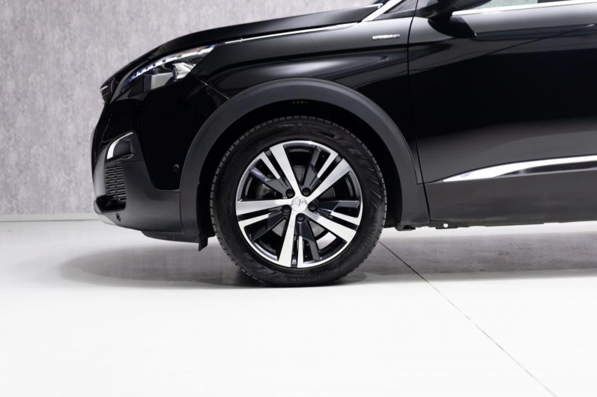 peugeot-5008-2018-diesel-1499cc