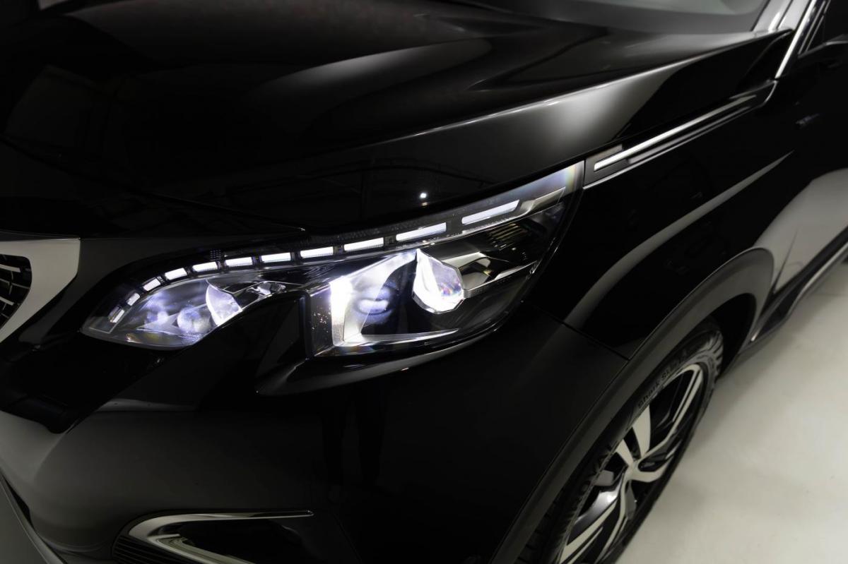 peugeot-5008-2018-diesel-1499cc