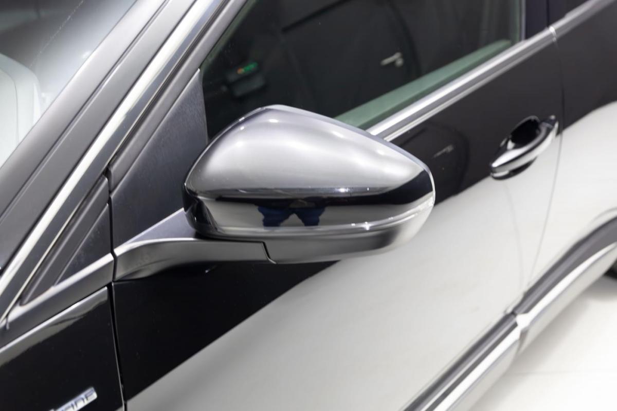 peugeot-5008-2018-diesel-1499cc