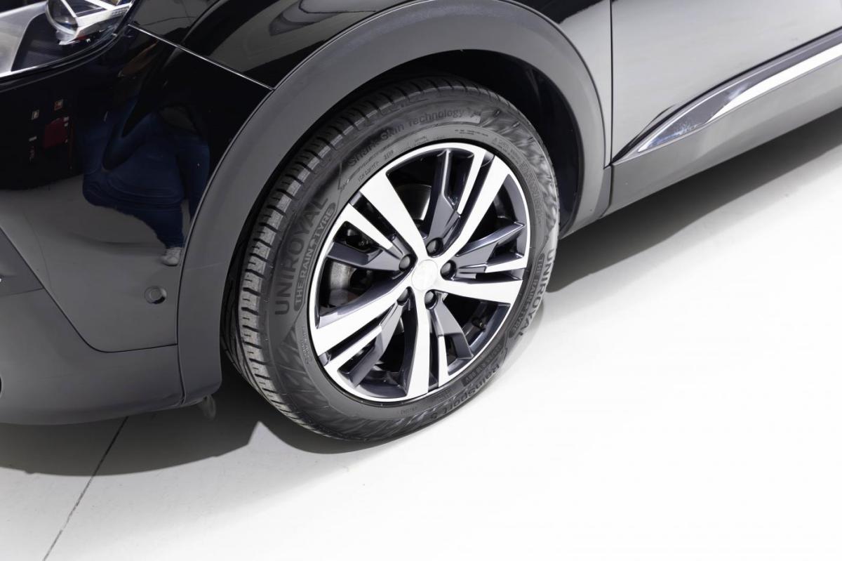 peugeot-5008-2018-diesel-1499cc