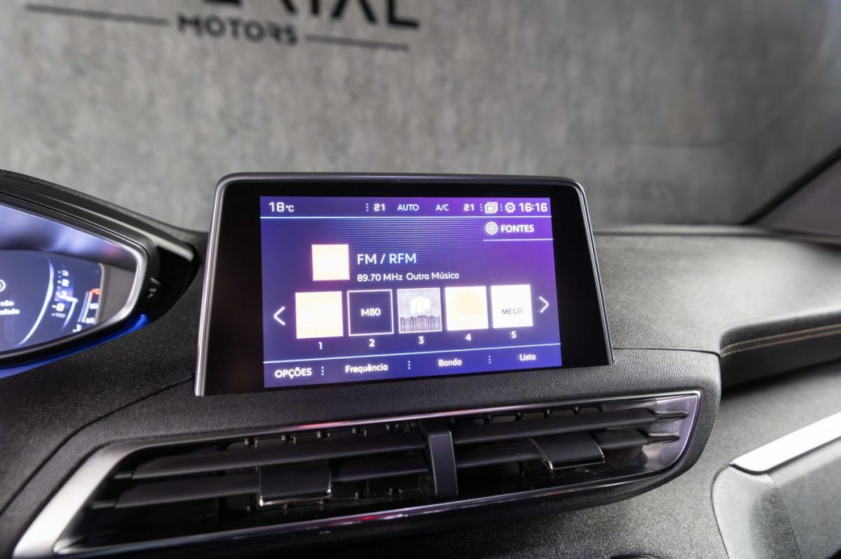 peugeot-5008-2018-diesel-1499cc