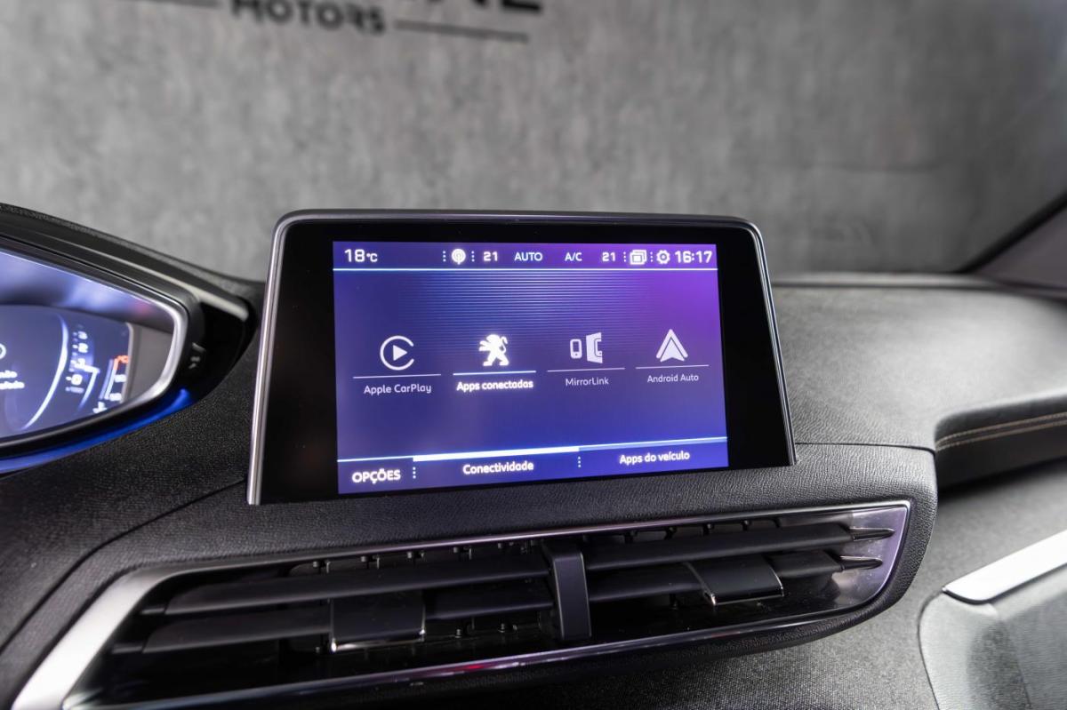 peugeot-5008-2018-diesel-1499cc