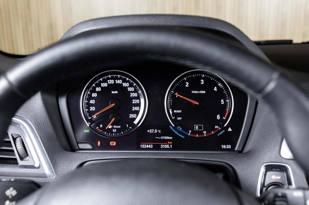 bmw-serie-1-2018-diesel-1496cc