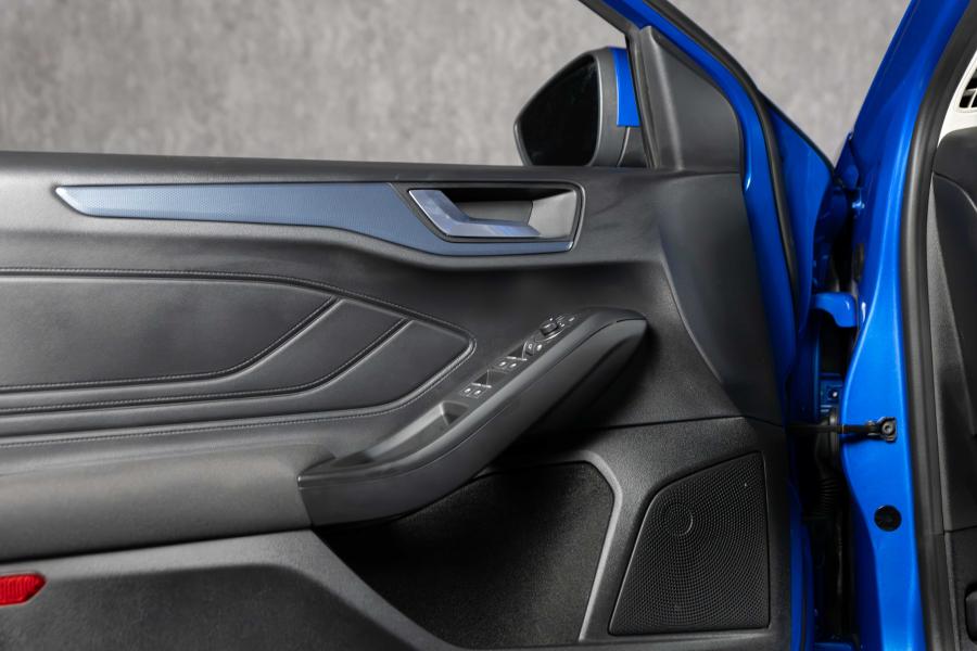 ford-focus-2023-hibrido-a-gasolina-998cc
