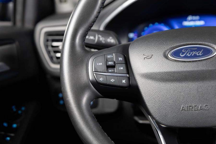 ford-focus-2023-hibrido-a-gasolina-998cc