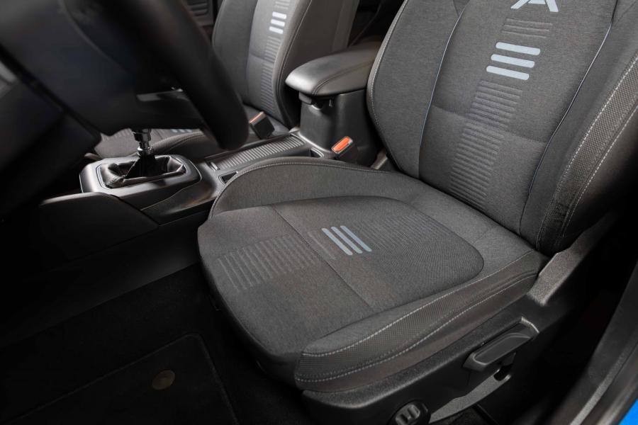 ford-focus-2023-hibrido-a-gasolina-998cc