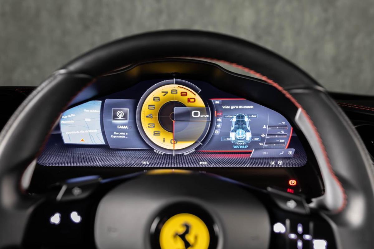 ferrari-sf90-2024-hibrido-a-gasolina-3990cc