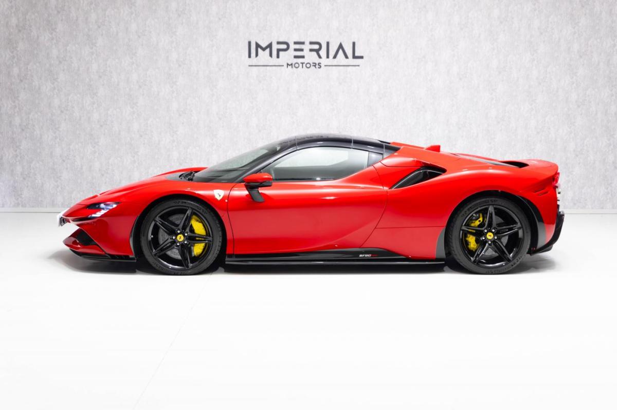 ferrari-sf90-2024-hibrido-a-gasolina-3990cc