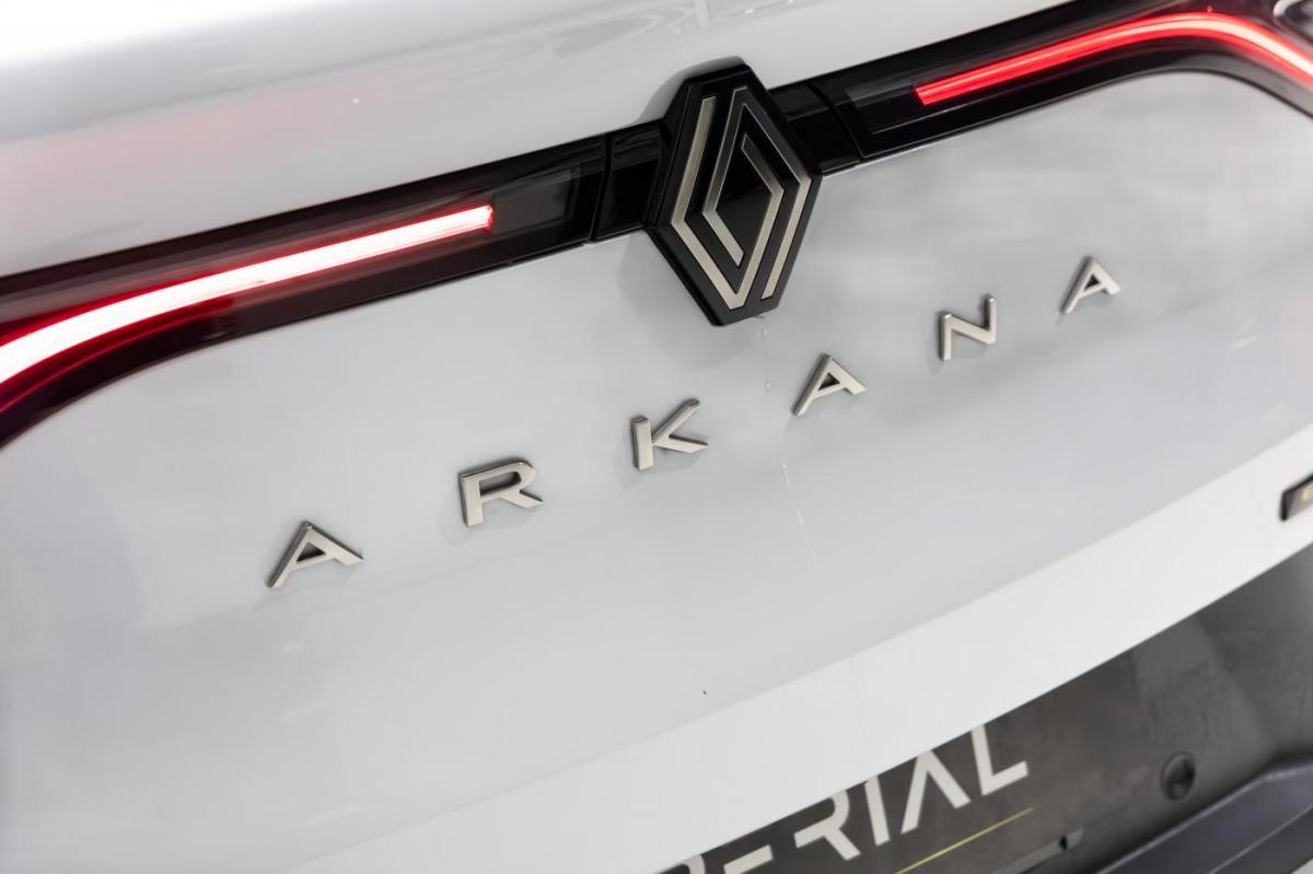 renault-arkana-2024-hibrido-a-gasolina-1598cc