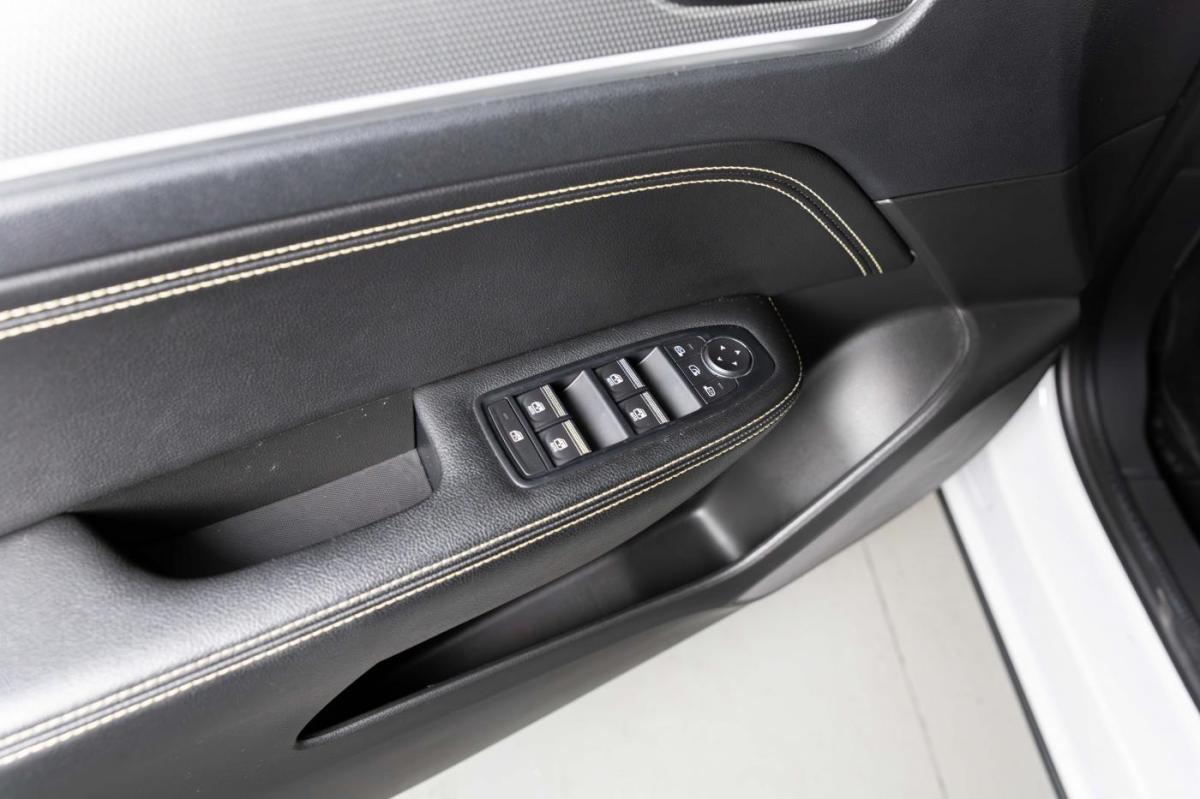 renault-arkana-2024-hibrido-a-gasolina-1598cc