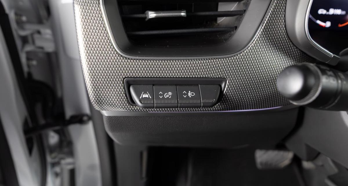 renault-arkana-2024-hibrido-a-gasolina-1598cc