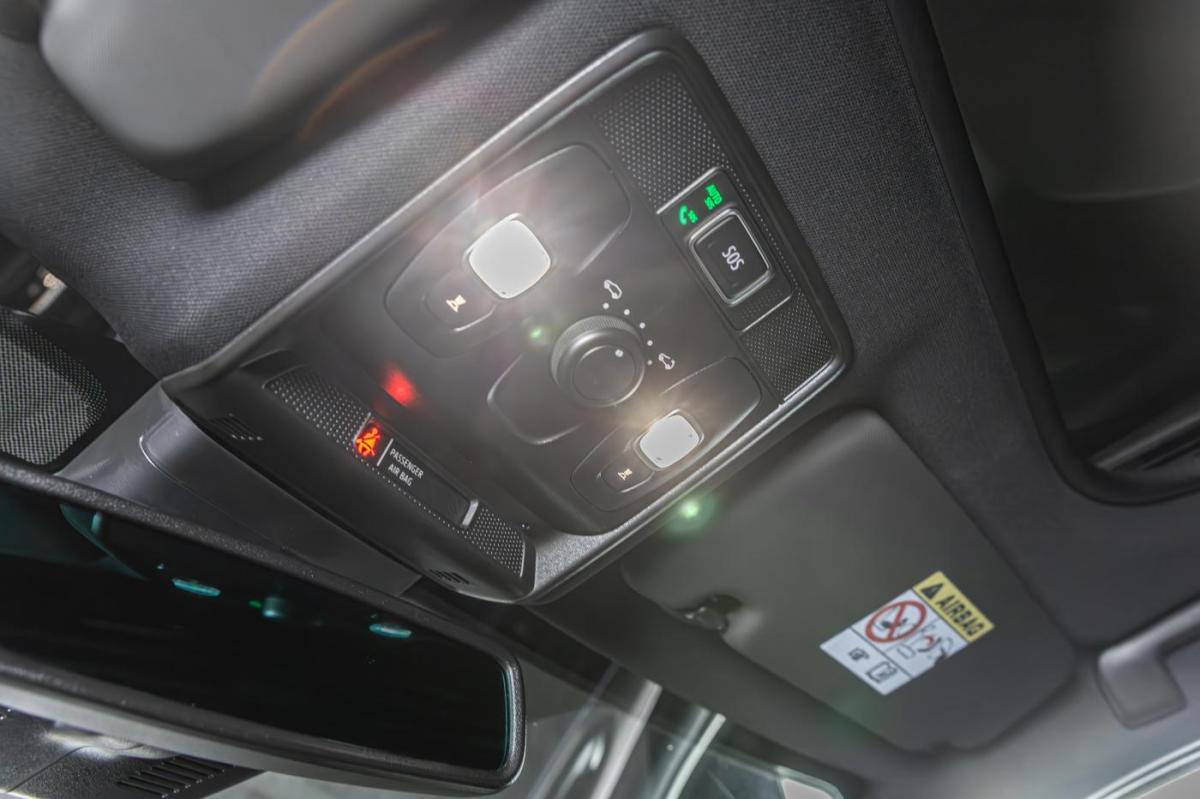 renault-arkana-2024-hibrido-a-gasolina-1598cc