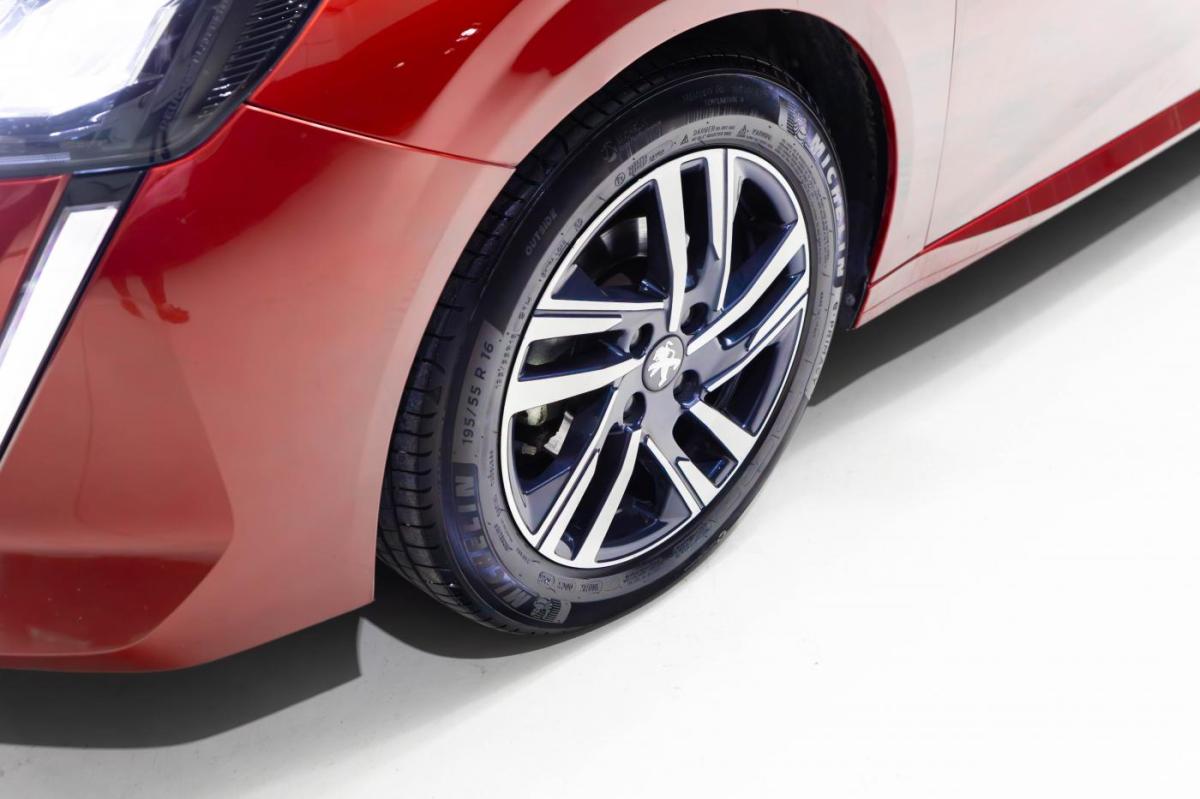 peugeot-208-2023-gasolina-1199cc
