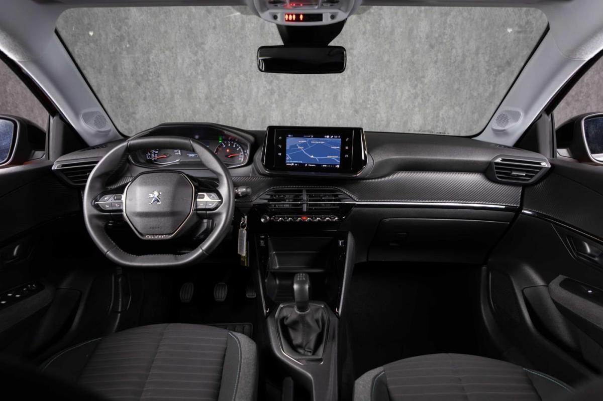 peugeot-208-2023-gasolina-1199cc