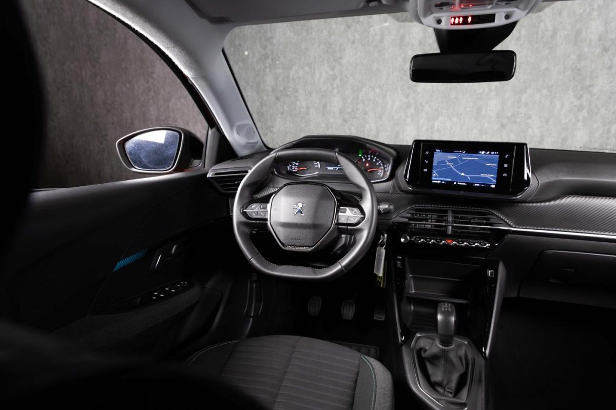peugeot-208-2023-gasolina-1199cc