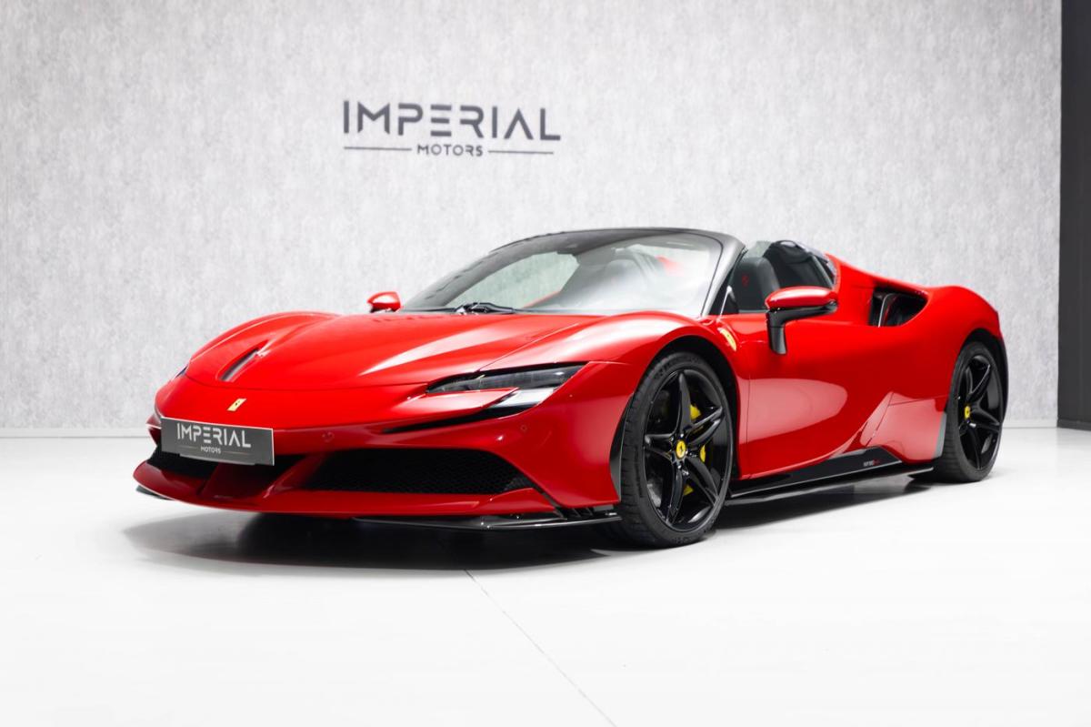 ferrari-sf90-2024-hibrido-a-gasolina-3990cc