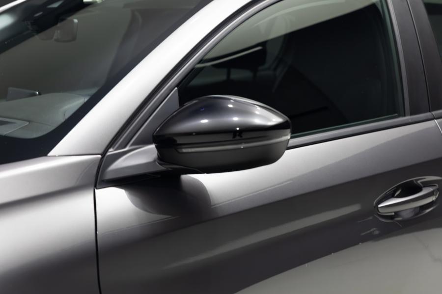 peugeot-208-2022-gasolina-1199cc